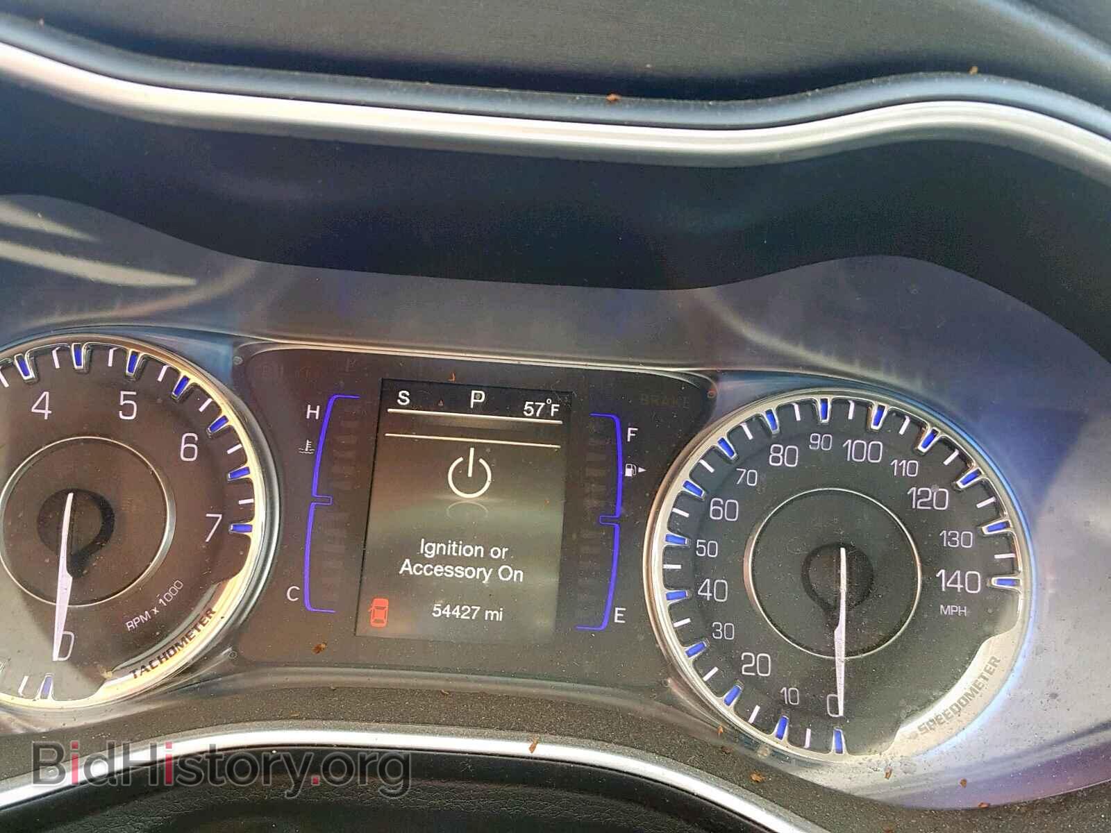 2016 CHRYSLER 200 - VIN: 1C3CCCAB8GN144547 - Фото 8