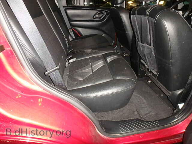 2007 FORD ESCAPE - VIN: 1FMYU04157KB91080 - Фото 6