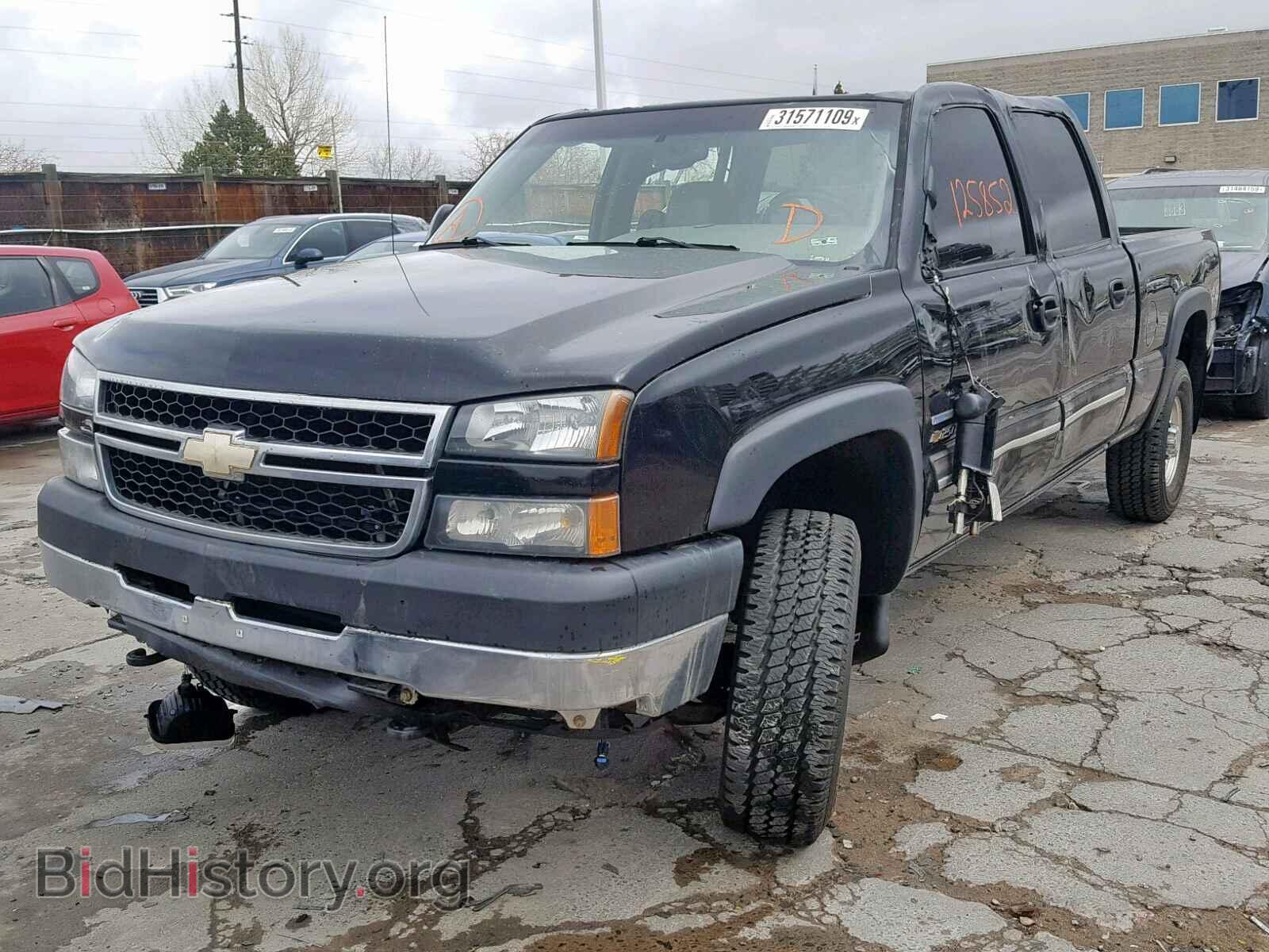 2007 CHEVROLET SILVERADO - VIN: 1GCHK23DX7F131922 - Фото 2