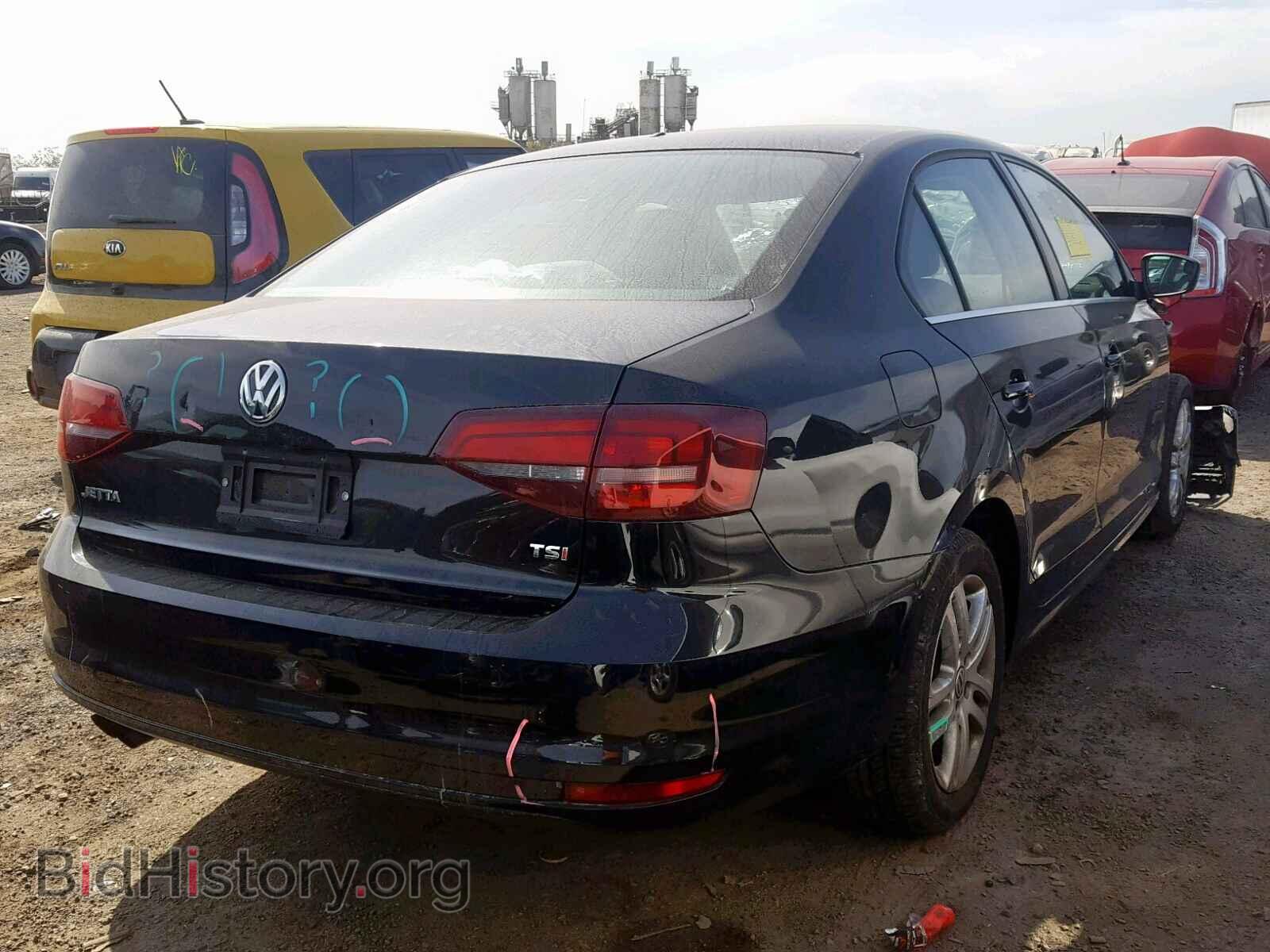 2017 VOLKSWAGEN JETTA - VIN: 3VW2B7AJ4HM269420 - Фото 4