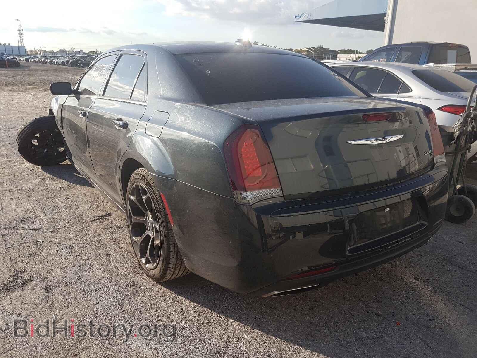 2019 CHRYSLER 300 - VIN: 2C3CCABGXKH516034 - Фото 3