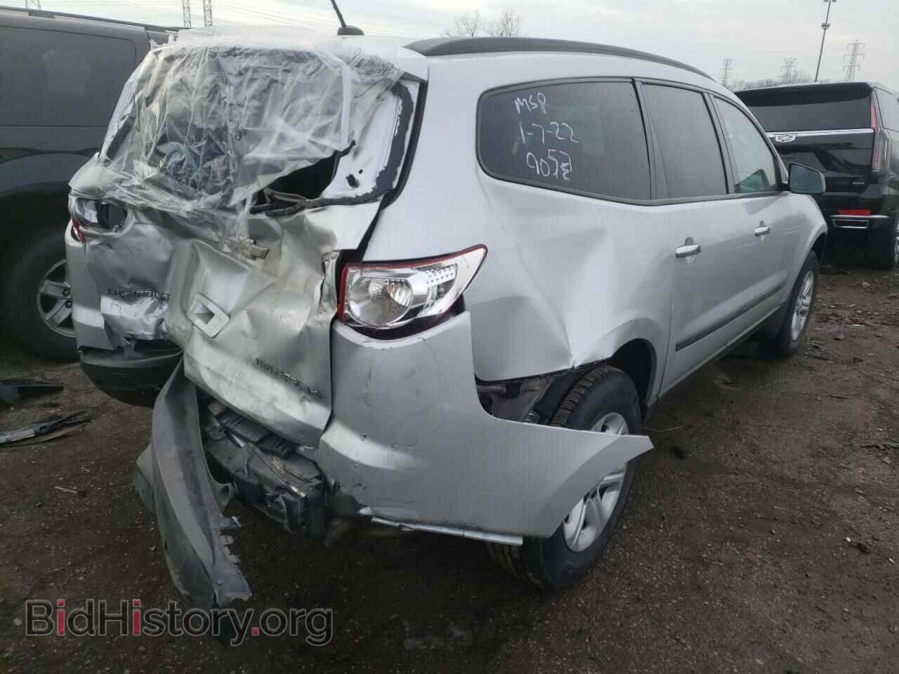 2009 CHEVROLET TRAVERSE - VIN: 1GNER13D29S129057 - Фото 4