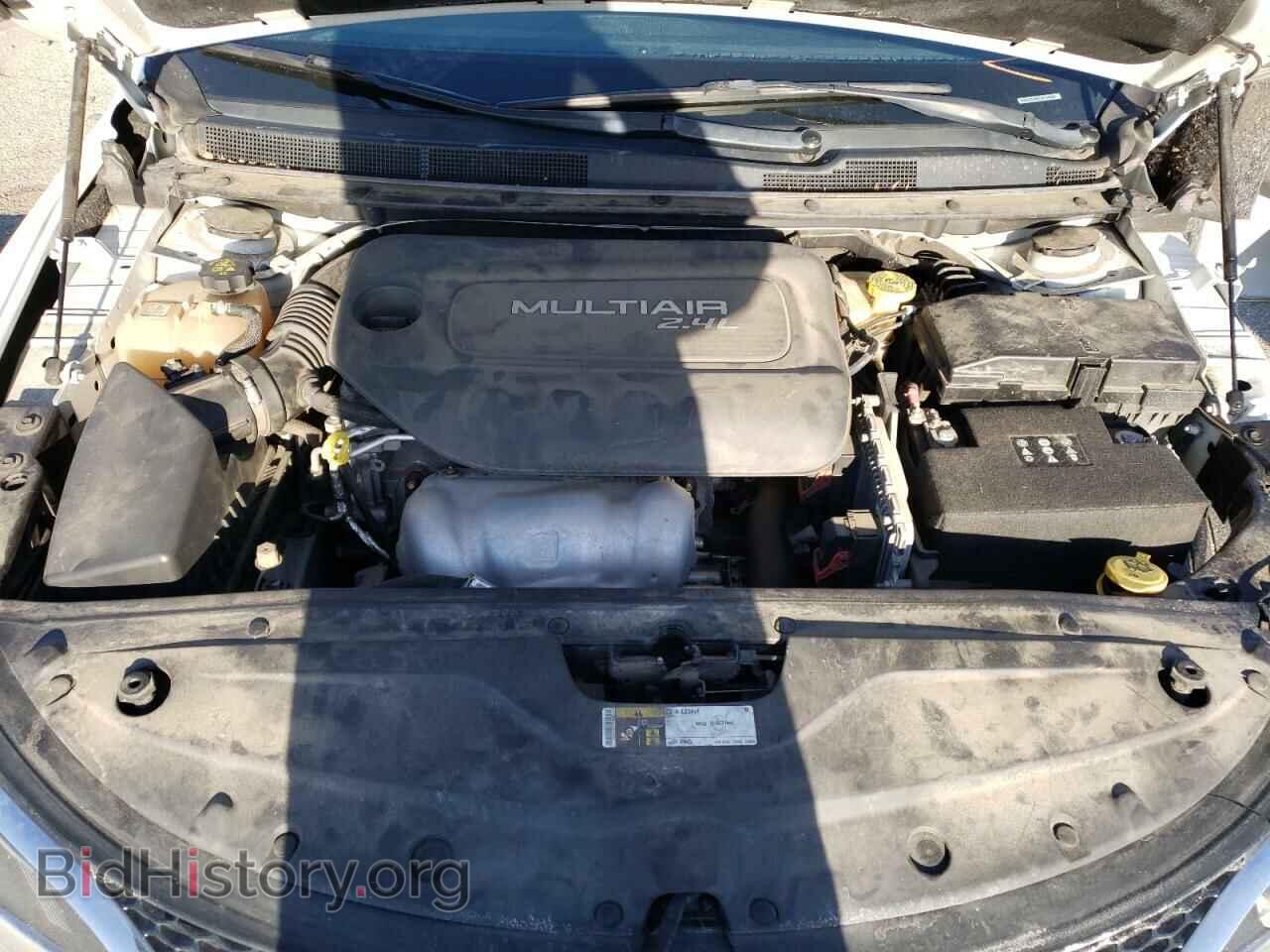 2016 CHRYSLER 200 - VIN: 1C3CCCAB3GN126988 - Фото 7