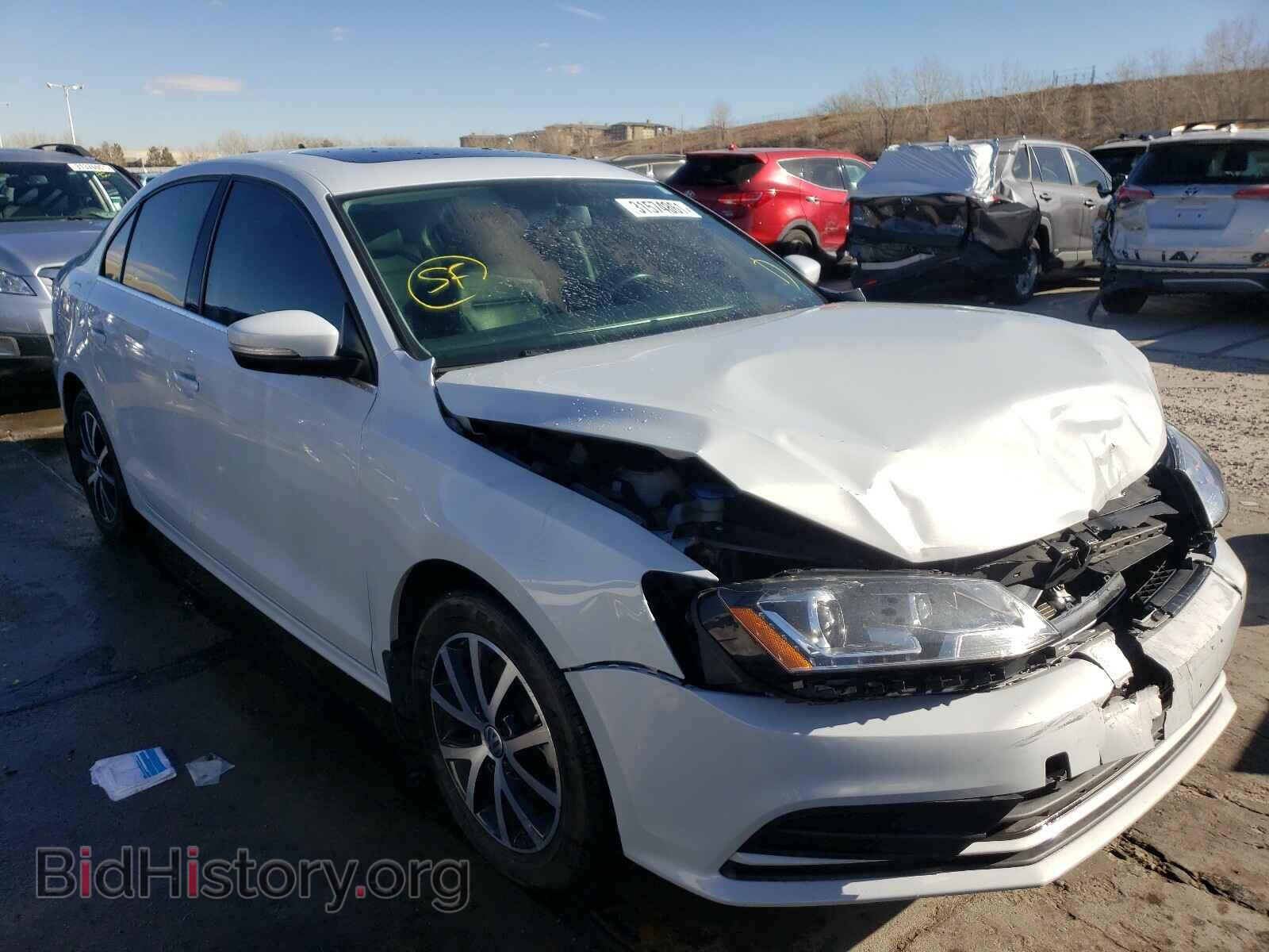Фотография 3VWDB7AJ3HM363250 - VOLKSWAGEN JETTA 2017