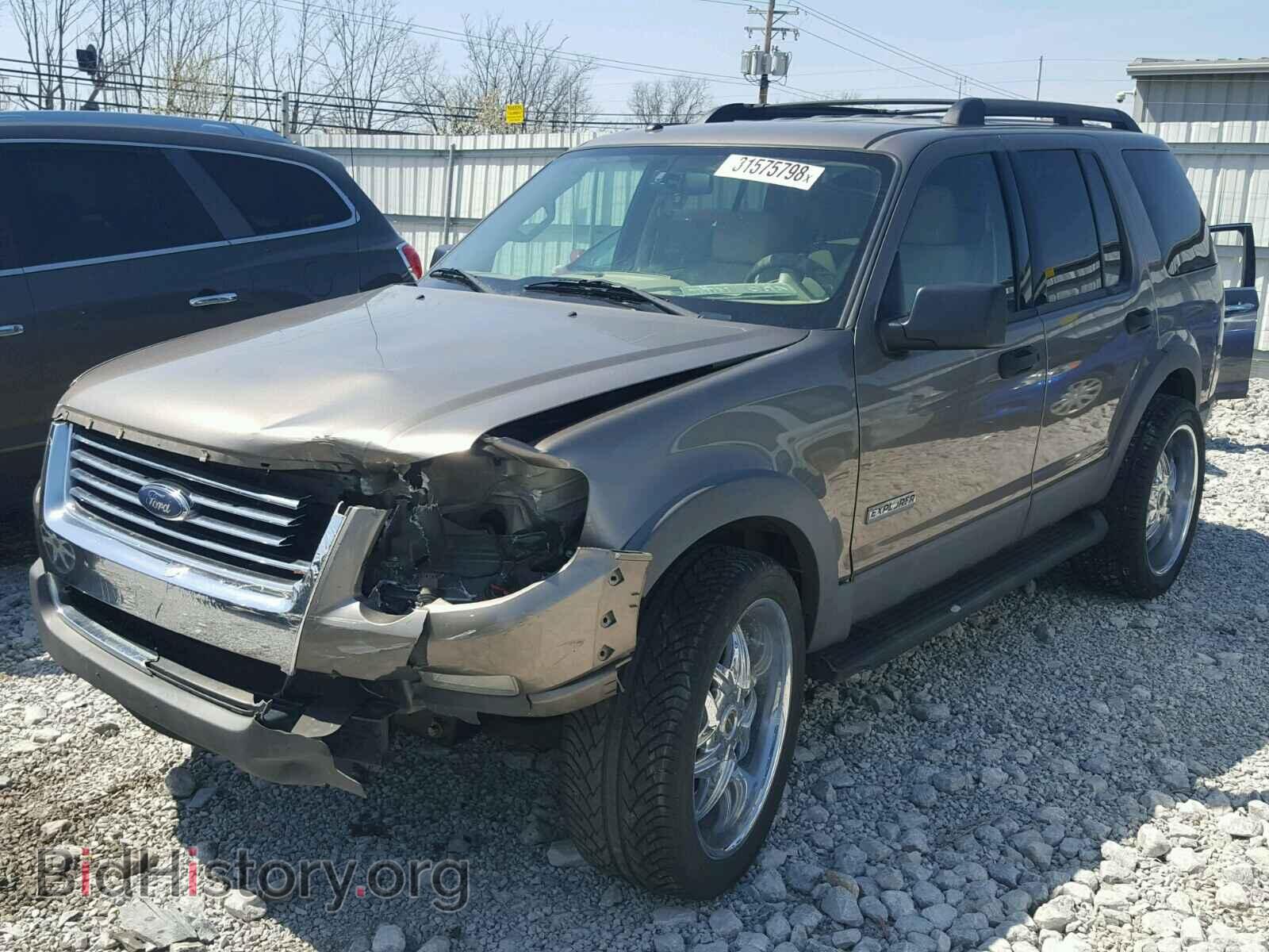2006 FORD EXPLORER - VIN: 1FMEU73E96UB73118 - Фото 2