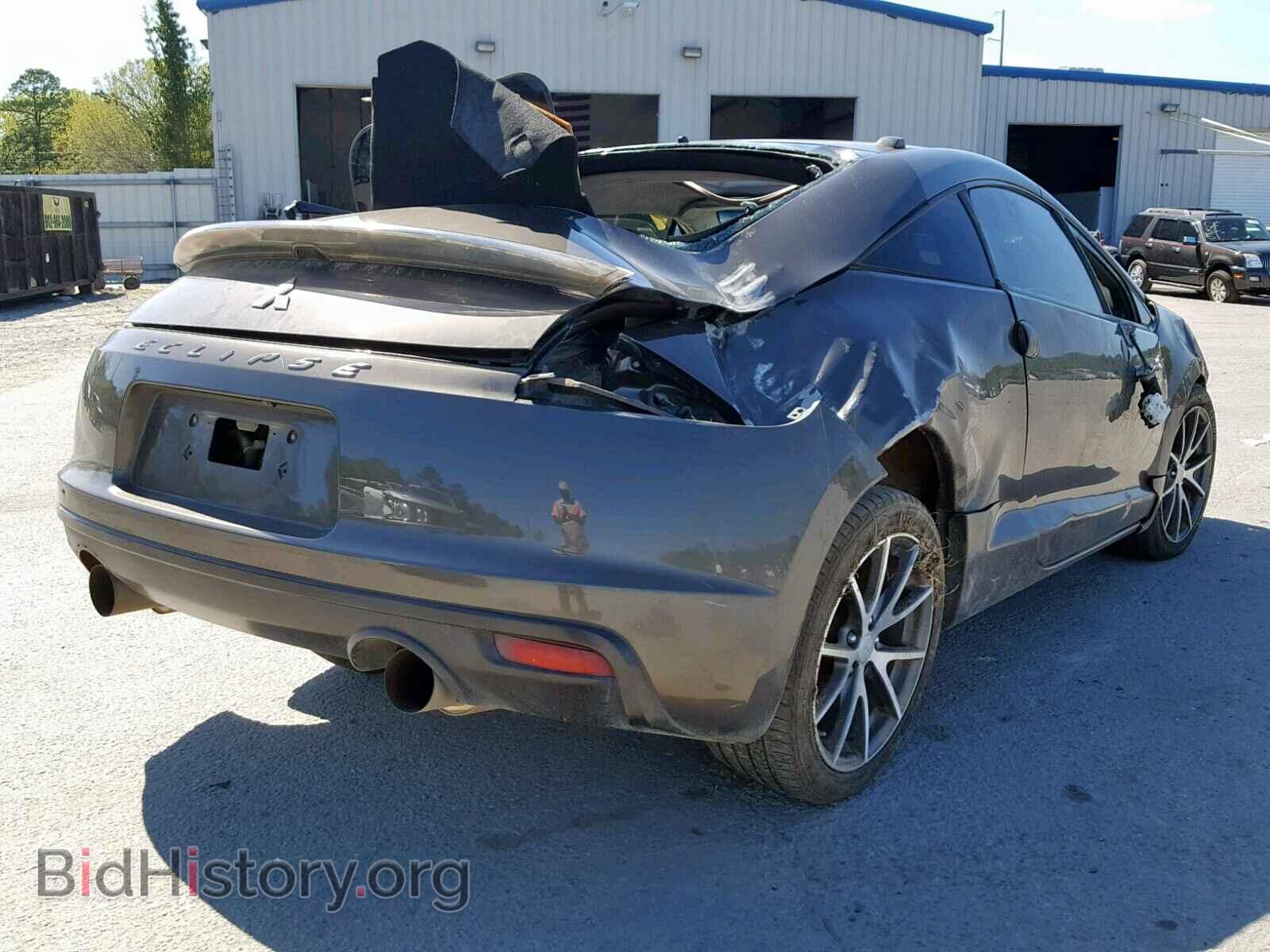 2011 MITSUBISHI ECLIPSE - VIN: 4A31K5DF3BE017940 - Photo 4
