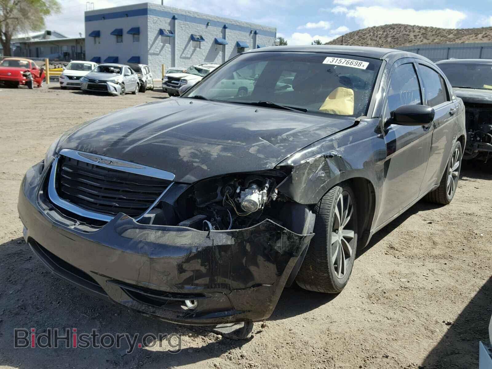 2012 CHRYSLER 200 - VIN: 1C3CCBBGXCN330069 - Фото 2