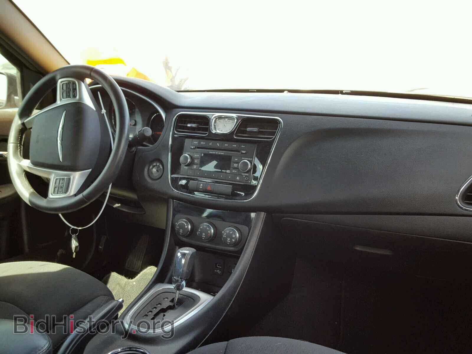 2012 CHRYSLER 200 - VIN: 1C3CCBBGXCN330069 - Фото 9
