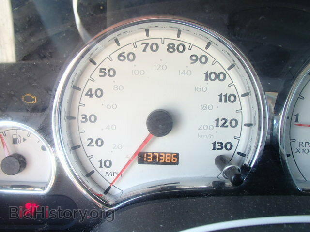 2006 SATURN VUE - VIN: 5GZCZ33D26S891214 - Фото 8