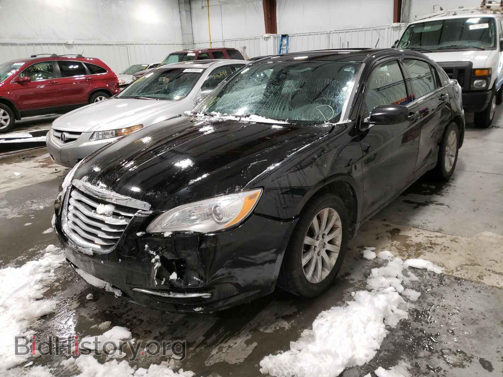 2011 CHRYSLER 200 - VIN: 1C3BC1FB1BN543348 - Фото 2