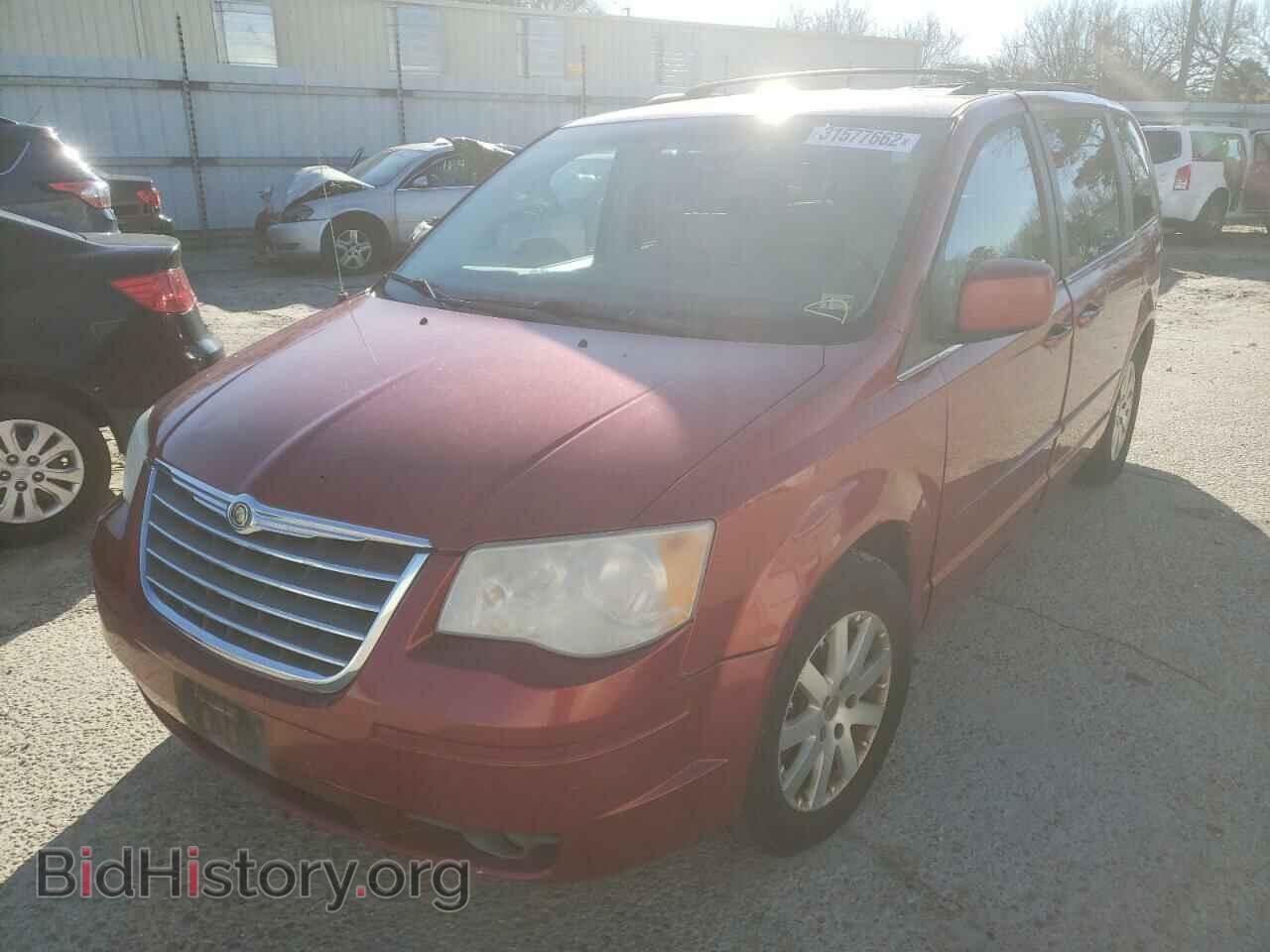 2008 CHRYSLER MINIVAN - VIN: 2A8HR54P88R143625 - Фото 2