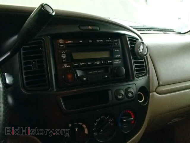 2002 MAZDA TRIBUTE - VIN: 4F2CU08162KM63704 - Фото 9