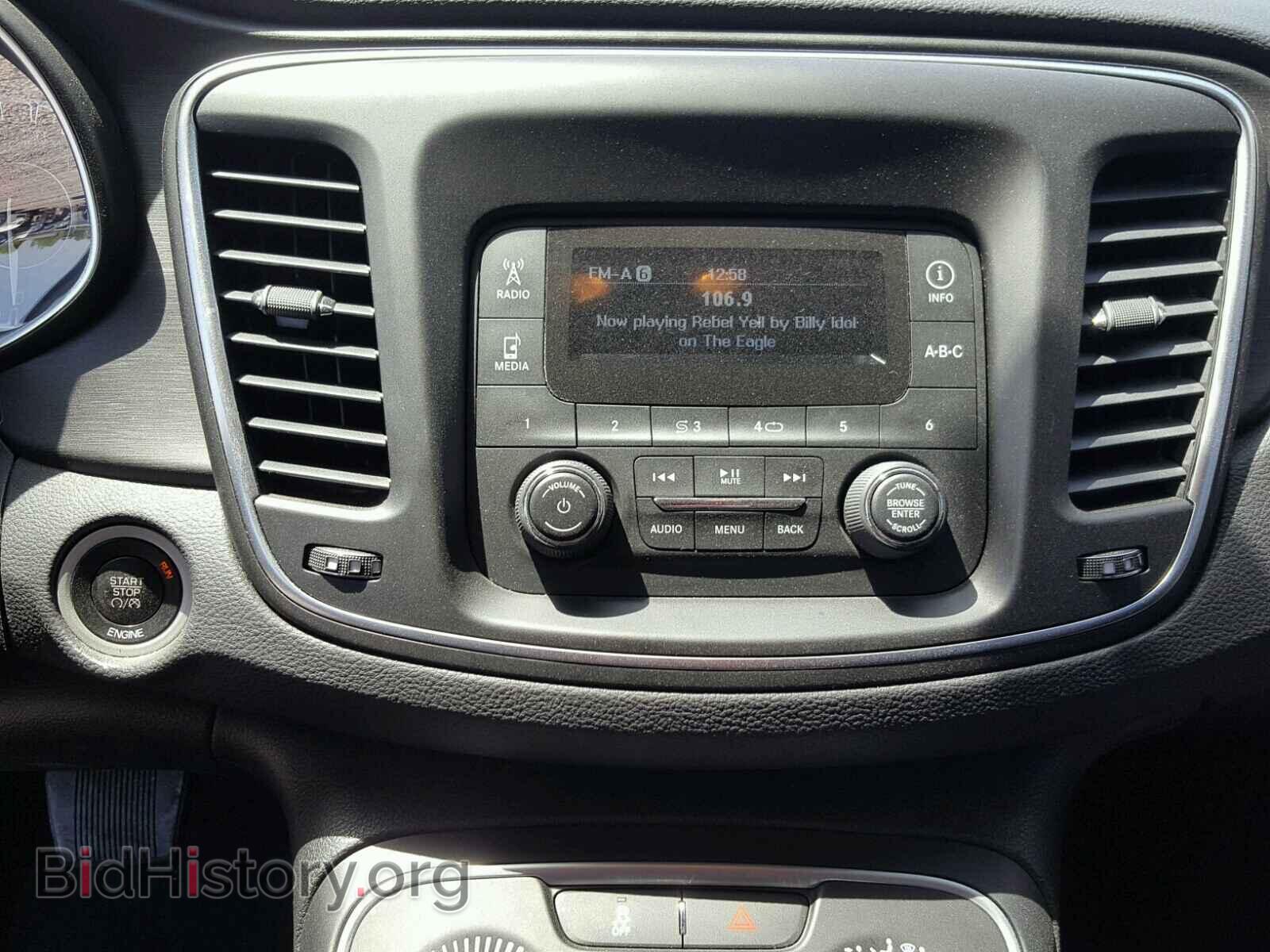 2015 CHRYSLER 200 - VIN: 1C3CCCFB7FN560595 - Photo 9