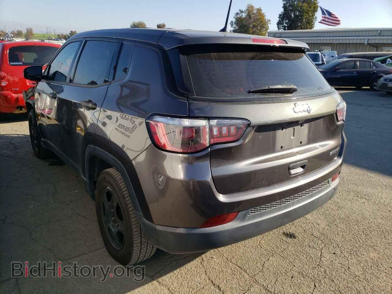 2018 JEEP COMPASS - VIN: 3C4NJCAB5JT318396 - Photo 3