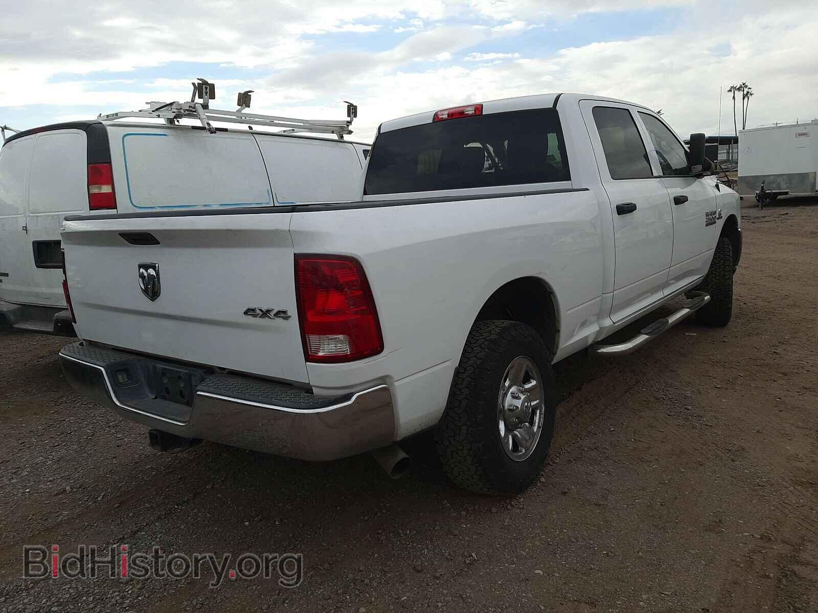 2016 RAM 2500 - VIN: 3C6UR5CL8GG311618 - Photo 4