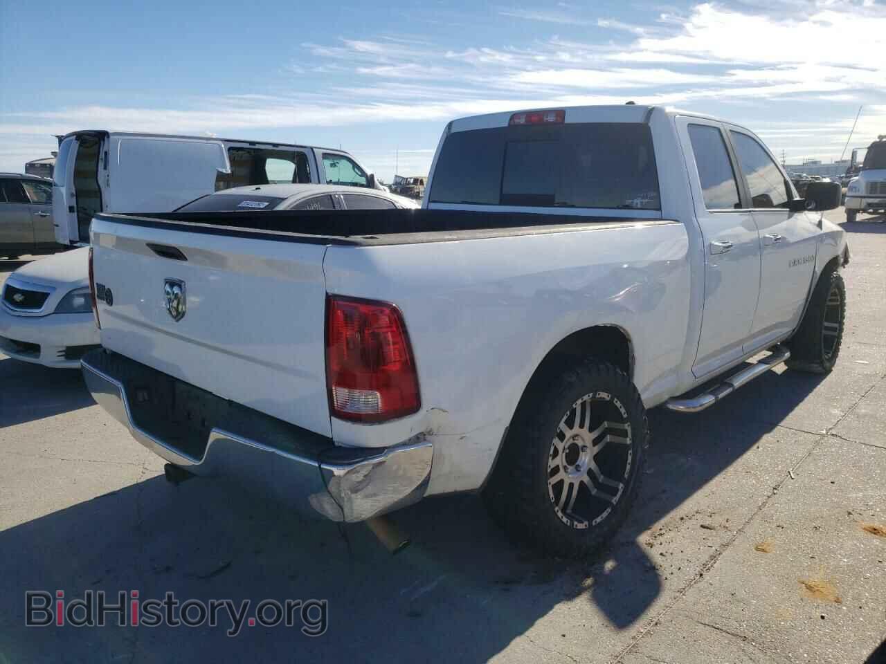 2011 DODGE RAM 1500 - VIN: 1D7RB1GP2BS620842 - Фото 4