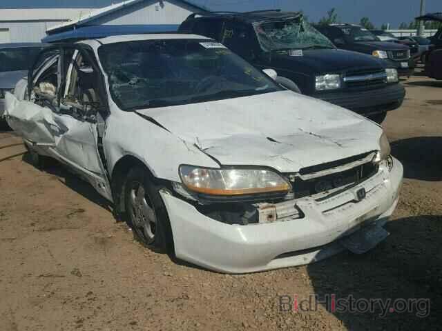 Photo 1HGCG5657WA169509 - HONDA ACCORD 1998