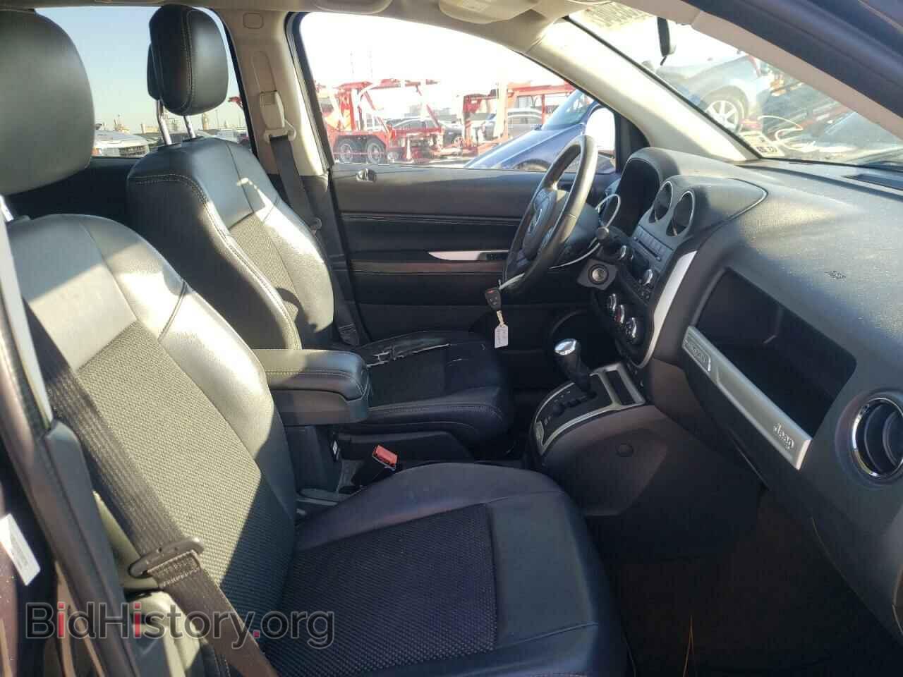 2014 JEEP COMPASS - VIN: 1C4NJCEA0ED645768 - Фото 5