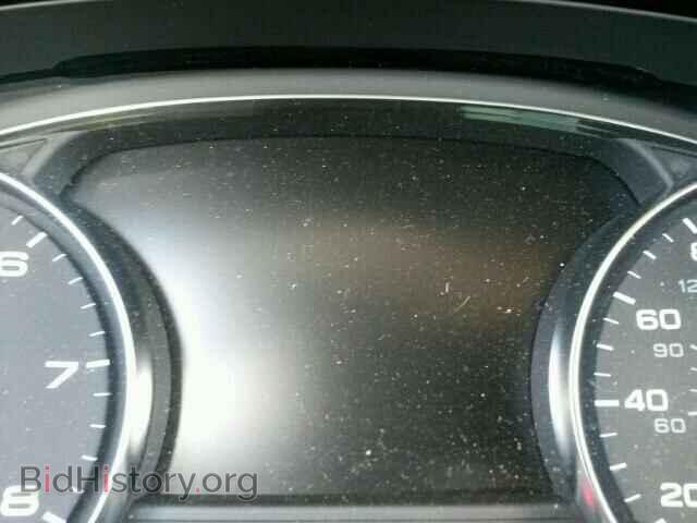 2012 AUDI A8 - VIN: WAURVAFD4CN017980 - Photo 8
