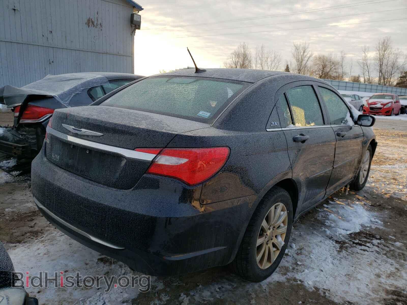 2013 CHRYSLER 200 - VIN: 1C3CCBBG9DN703443 - Фото 4