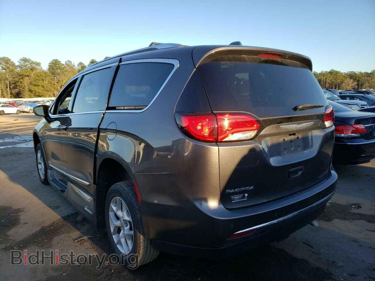 2017 CHRYSLER PACIFICA - VIN: 2C4RC1EG9HR720778 - Фото 3