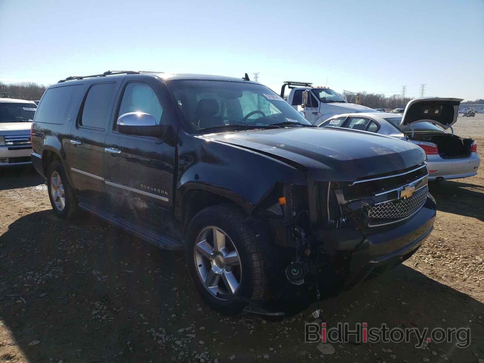 Photo 1GNSCKE06DR123010 - CHEVROLET SUBURBAN 2013