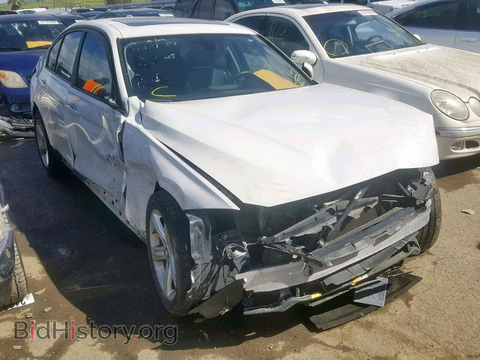 Photo WBA3A5G5XCNP17633 - BMW 3 SERIES 2012