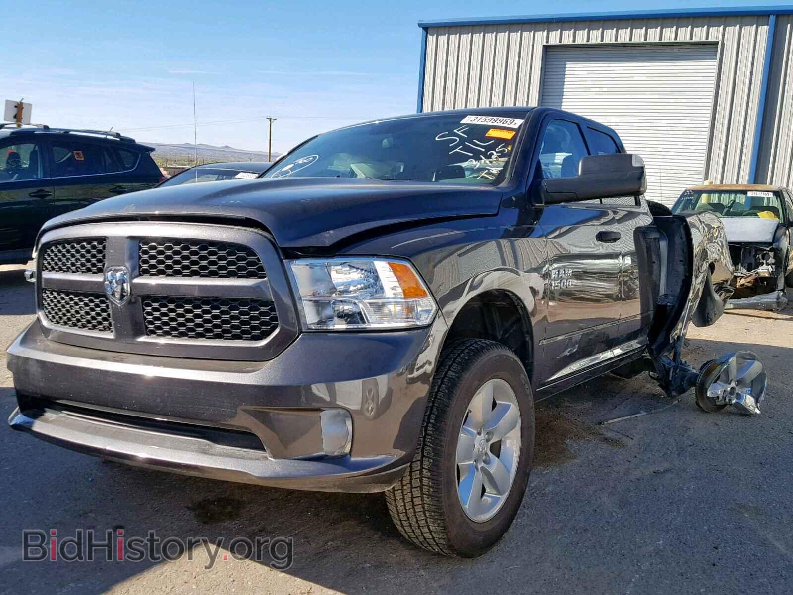 2018 RAM 1500 ST - VIN: 1C6RR7FG9JS345809 - Фото 2