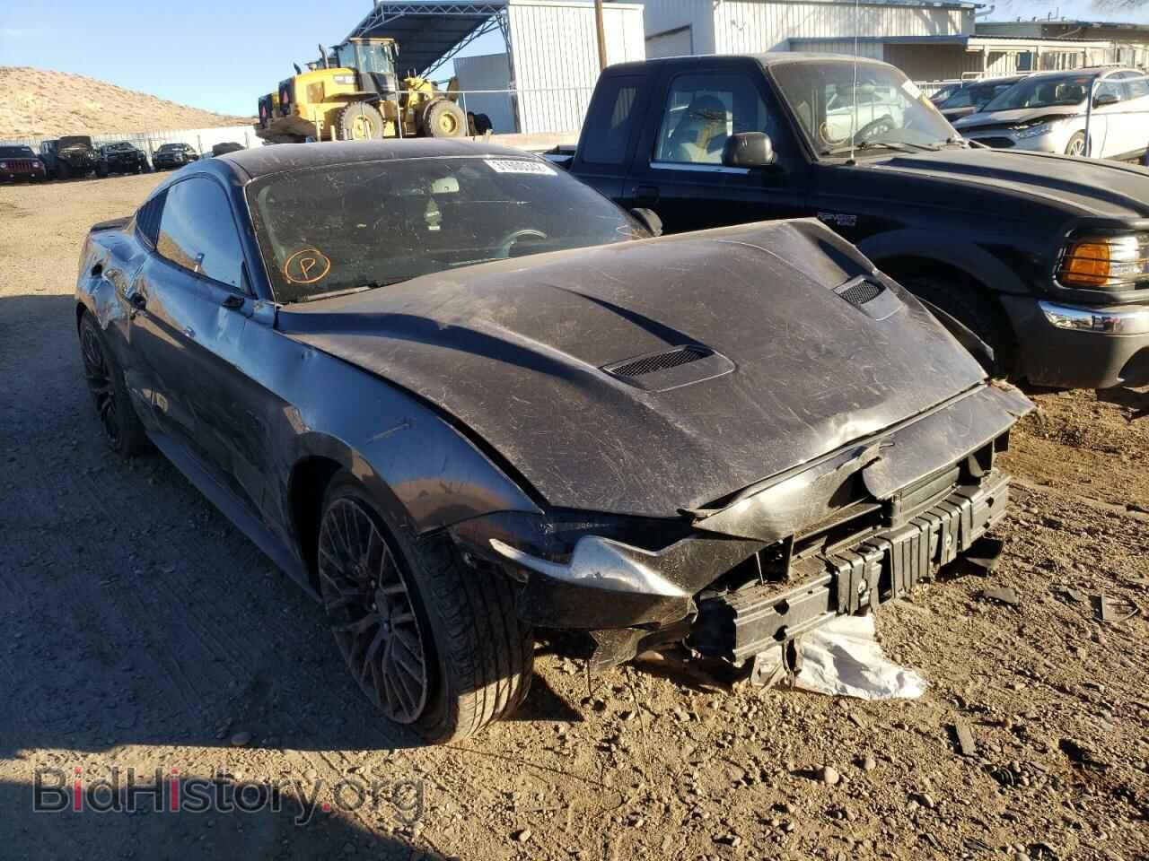 Photo 1FA6P8CF9L5179110 - FORD MUSTANG 2020