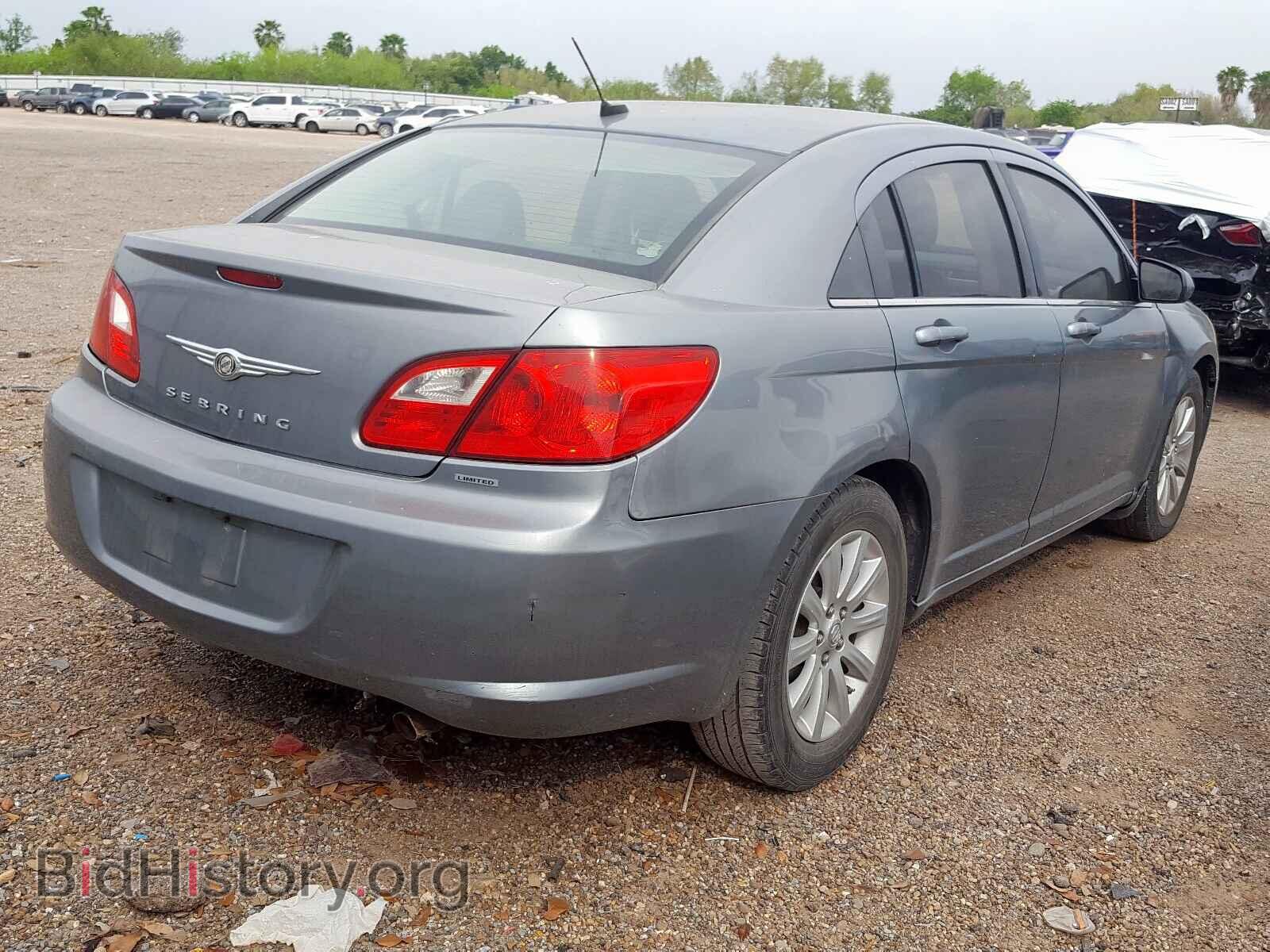 2010 CHRYSLER SEBRING - VIN: 1C3CC5FB9AN207005 - Фото 4