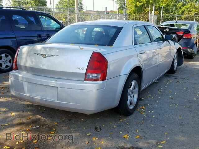 2006 CHRYSLER 300 - VIN: 2C3KA43R36H527062 - Фото 4