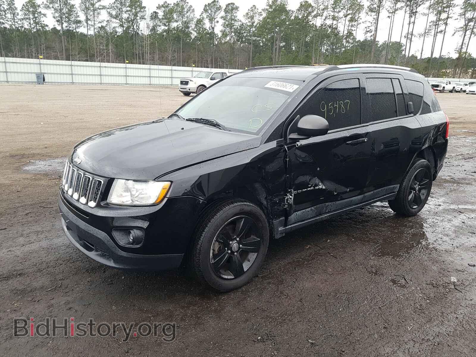 2012 JEEP COMPASS - VIN: 1C4NJCBA9CD504070 - Photo 2