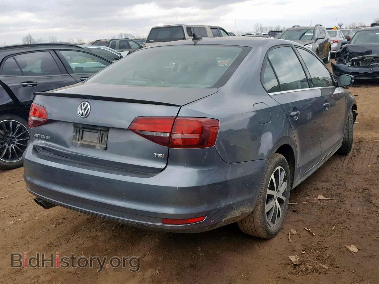 2017 VOLKSWAGEN JETTA - VIN: 3VWDB7AJ9HM300587 - Фото 4