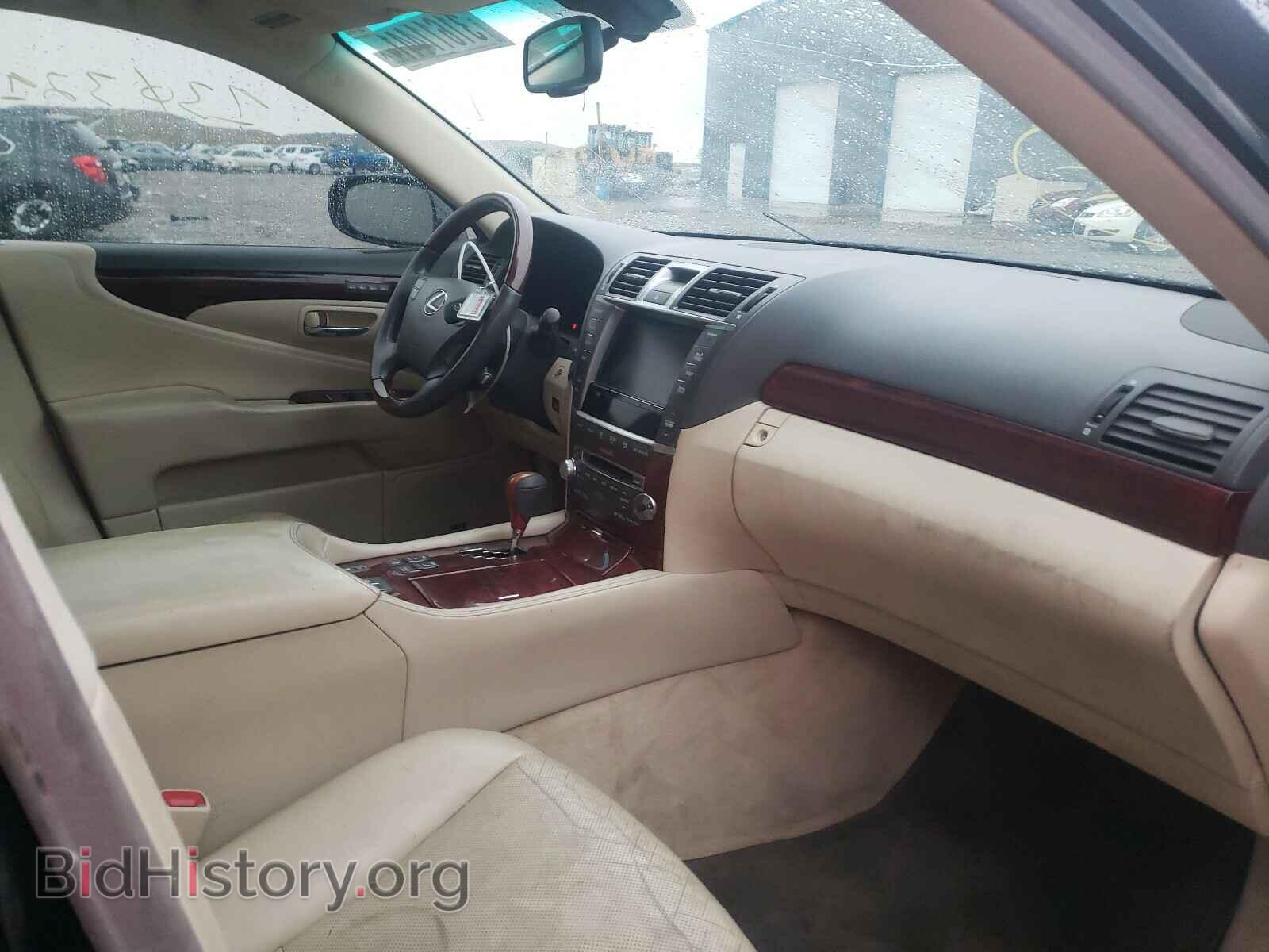 2010 LEXUS LS460 - VIN: JTHCL5EF8A5005593 - Photo 5