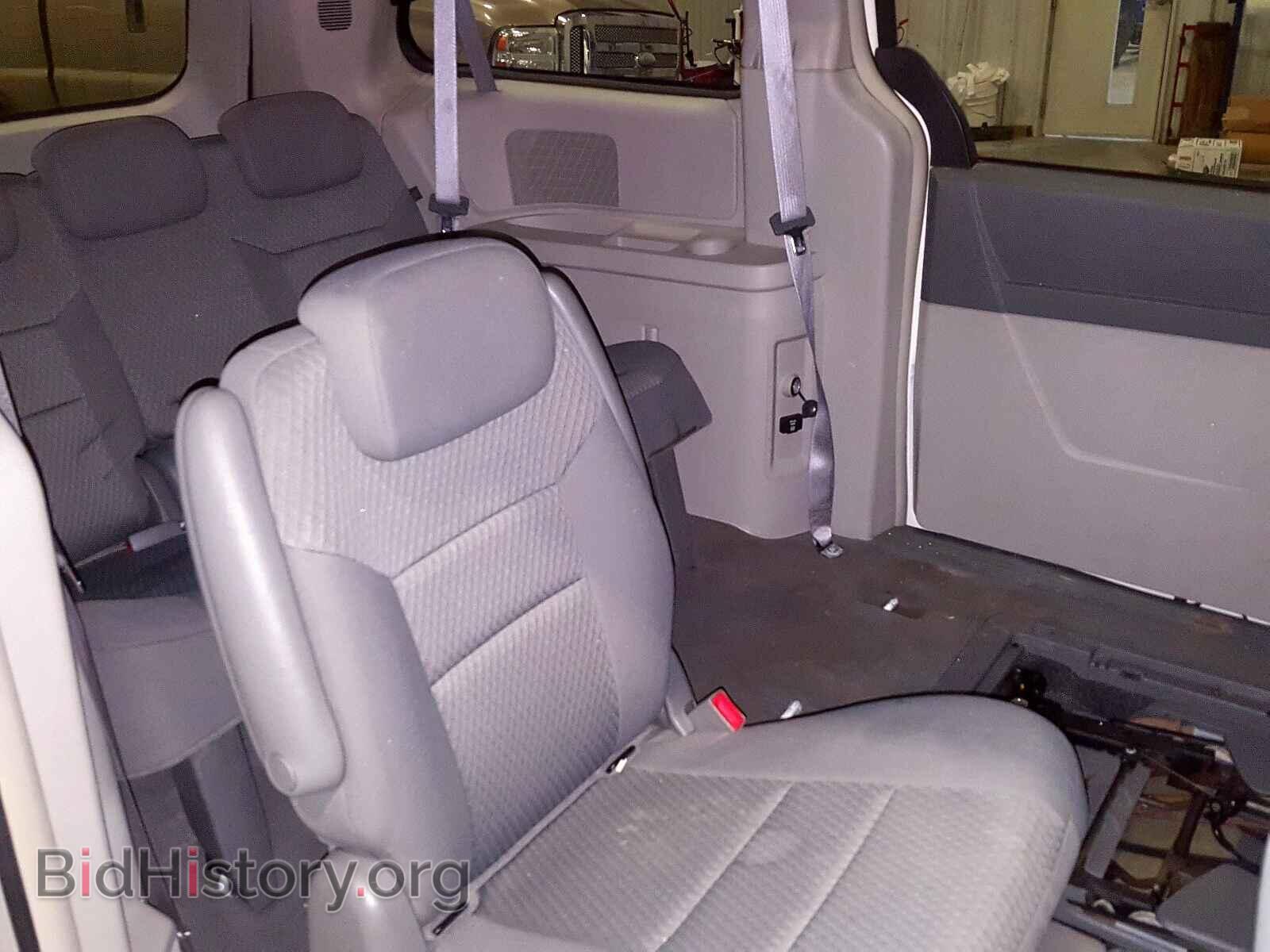 2009 CHRYSLER TOWN & COU - VIN: 2A8HR54159R572010 - Фото 6