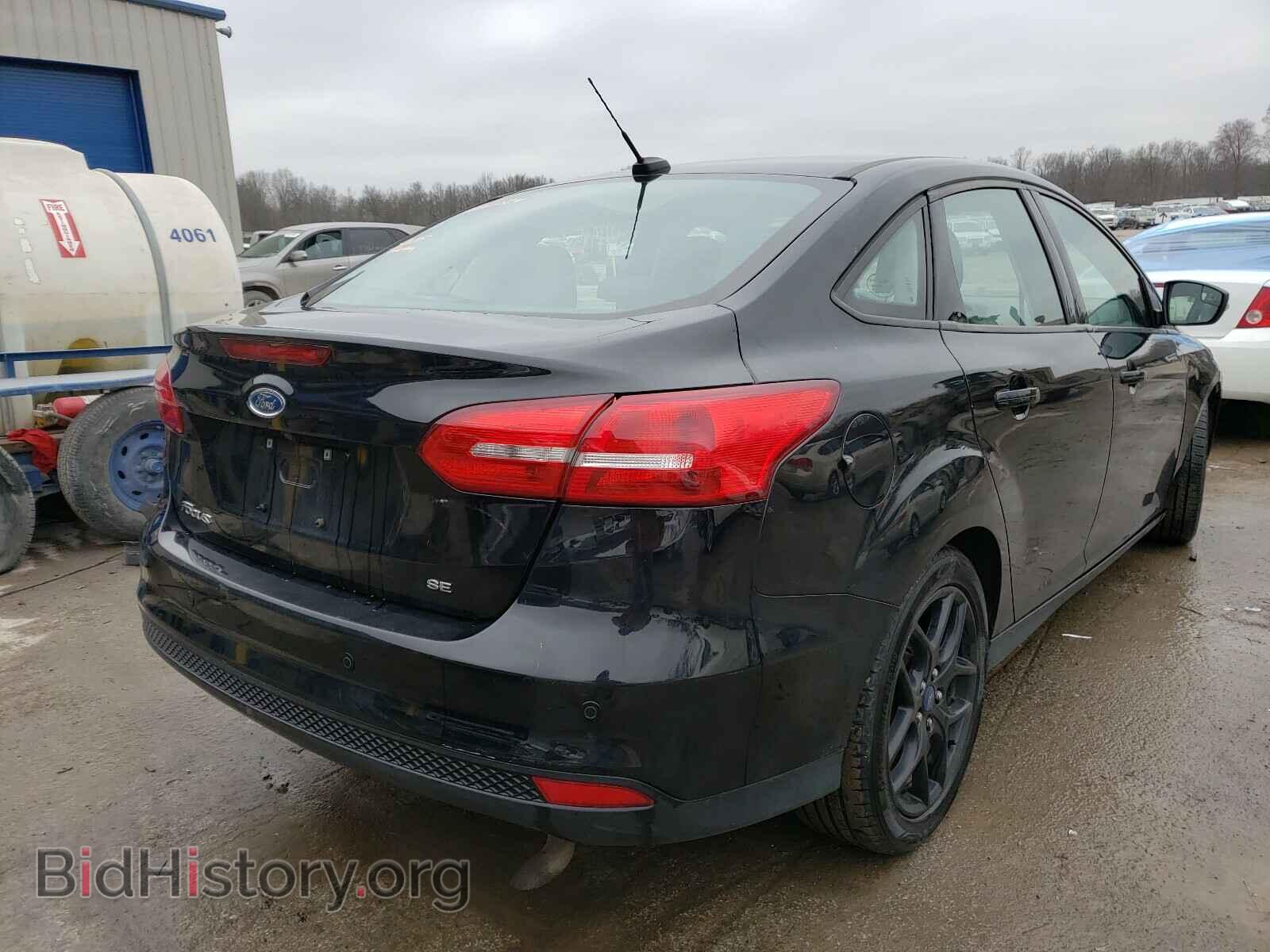 2016 FORD FOCUS - VIN: 1FADP3F2XGL371740 - Photo 4