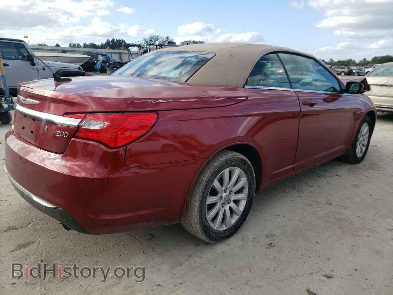 2013 CHRYSLER 200 - VIN: 1C3BCBEB2DN631951 - Фото 4