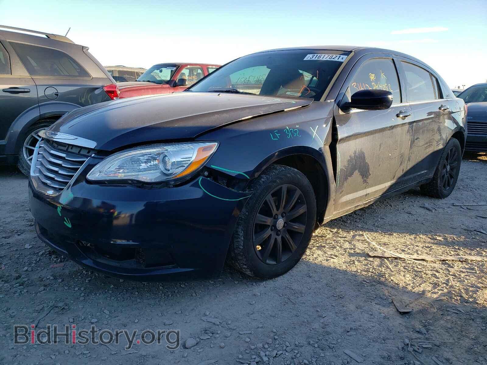 2013 CHRYSLER 200 - VIN: 1C3CCBBB4DN744082 - Фото 2
