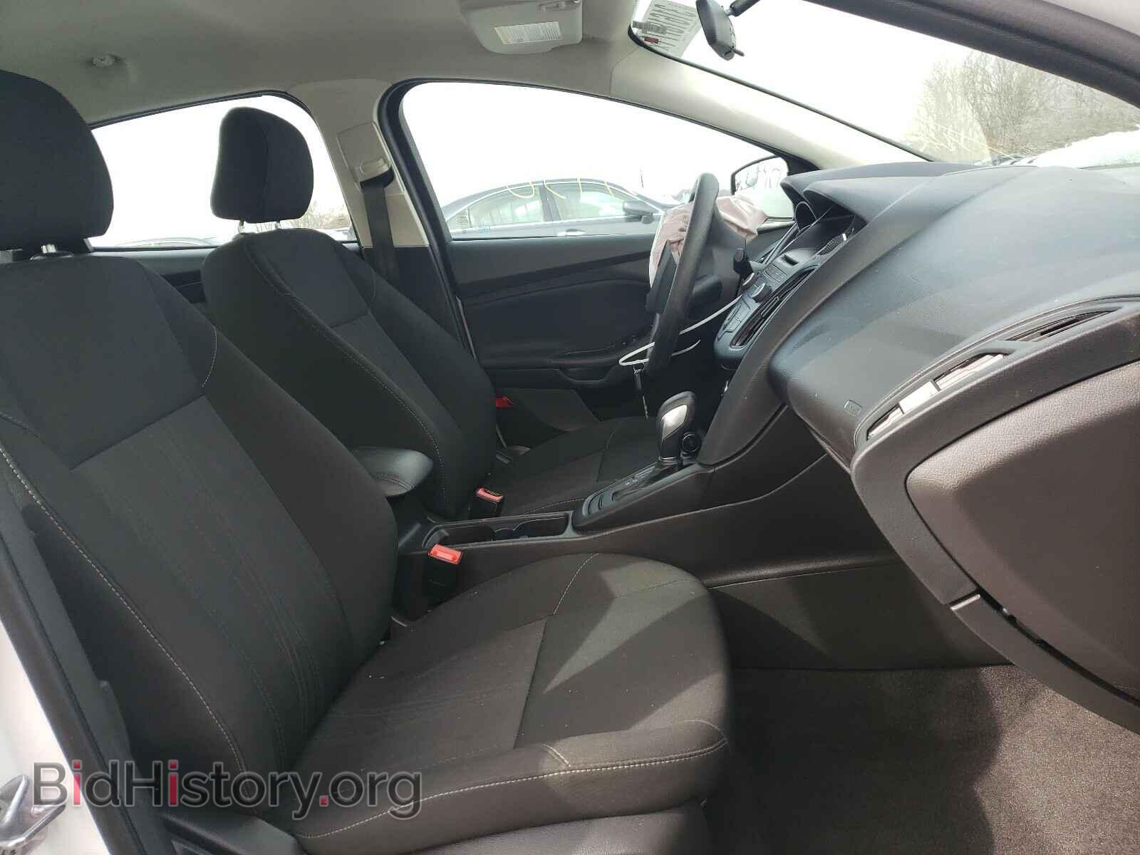 2017 FORD FOCUS - VIN: 1FADP3FE1HL312118 - Photo 5