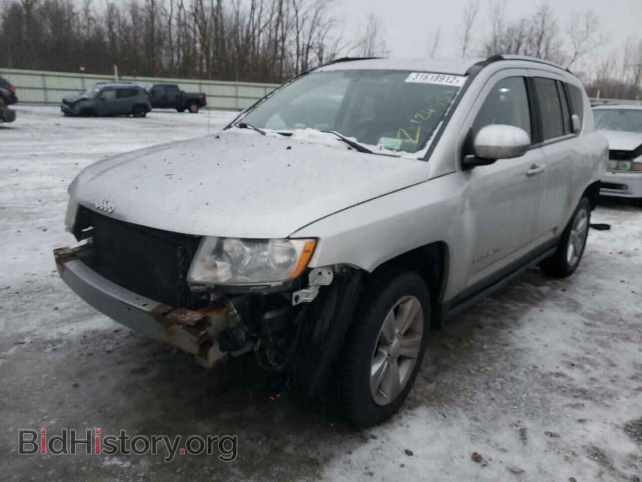 2011 JEEP COMPASS - VIN: 1J4NT1FA2BD159837 - Photo 2
