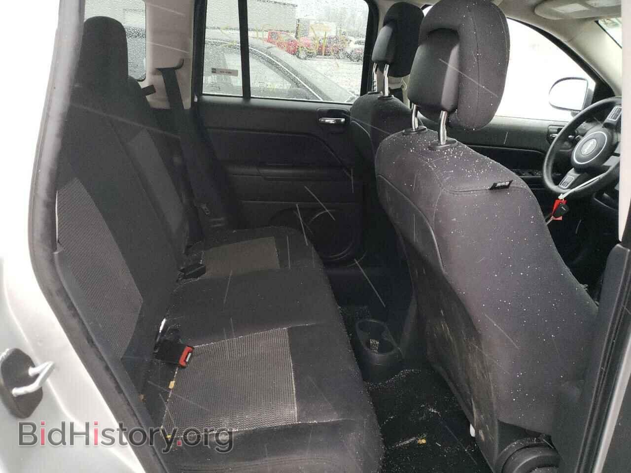 2011 JEEP COMPASS - VIN: 1J4NT1FA2BD159837 - Photo 6