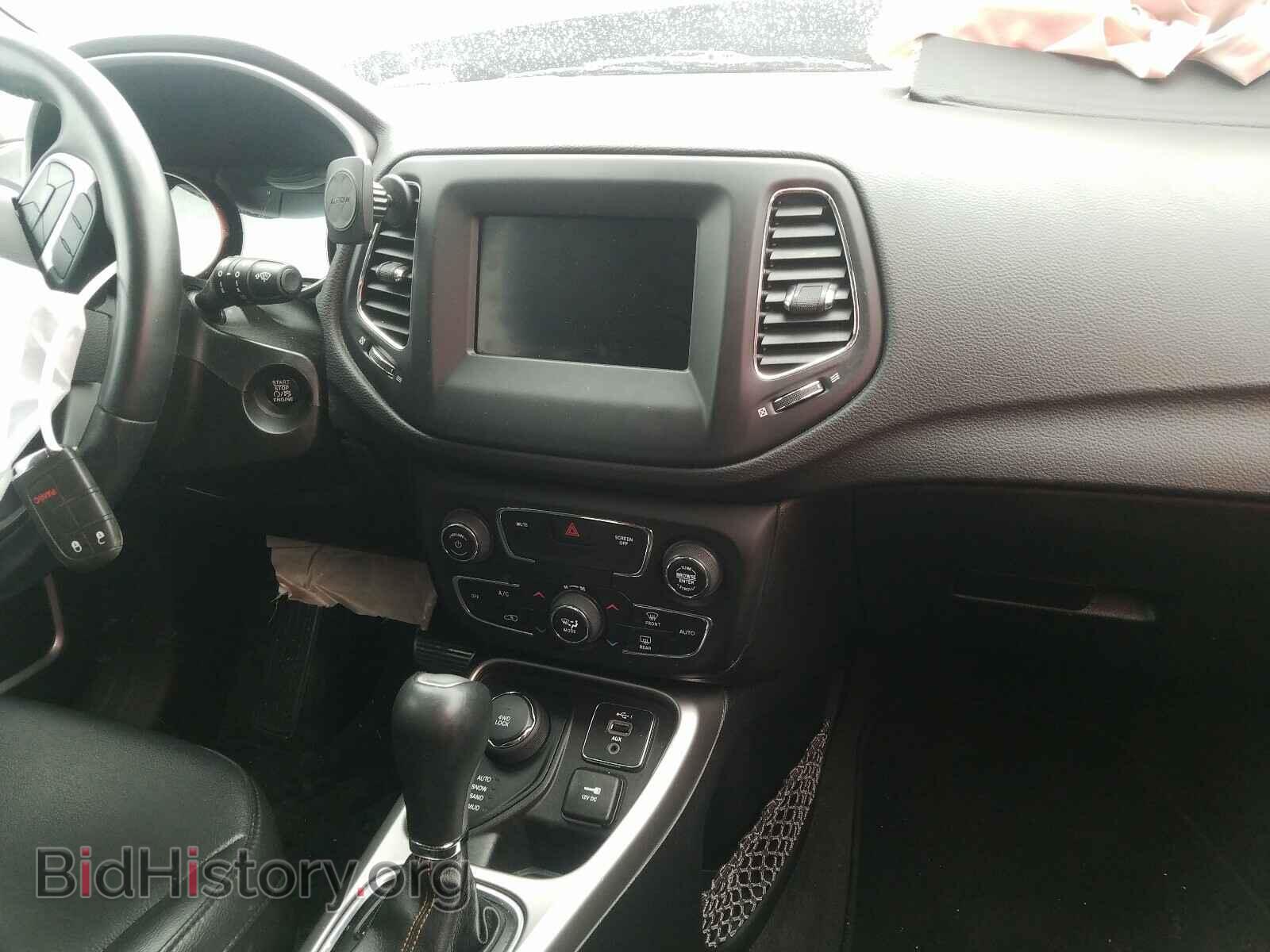 2019 JEEP COMPASS - VIN: 3C4NJDBB8KT723478 - Photo 9