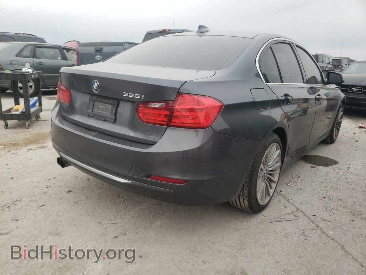 2012 BMW 3 SERIES - VIN: WBA3A5C50CF258564 - Фото 4
