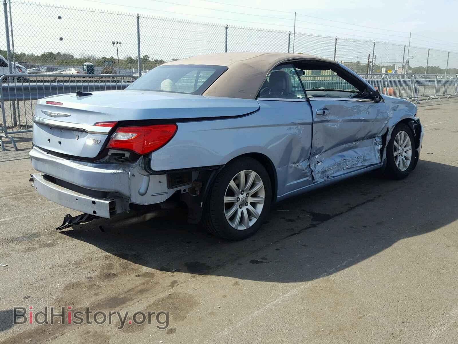 2013 CHRYSLER 200 - VIN: 1C3BCBEB0DN511632 - Photo 4