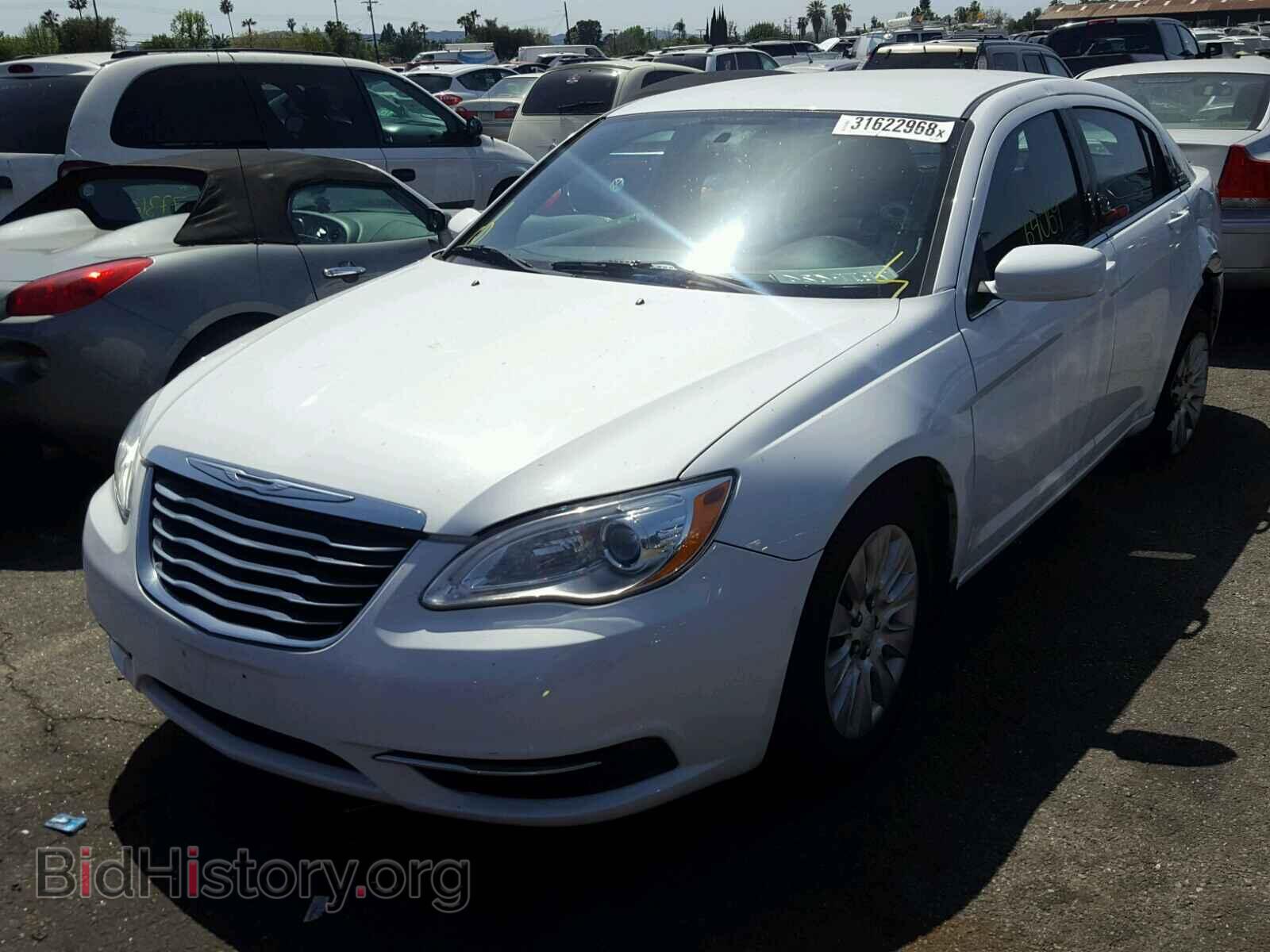 2012 CHRYSLER 200 - VIN: 1C3CCBAB4CN223931 - Фото 2