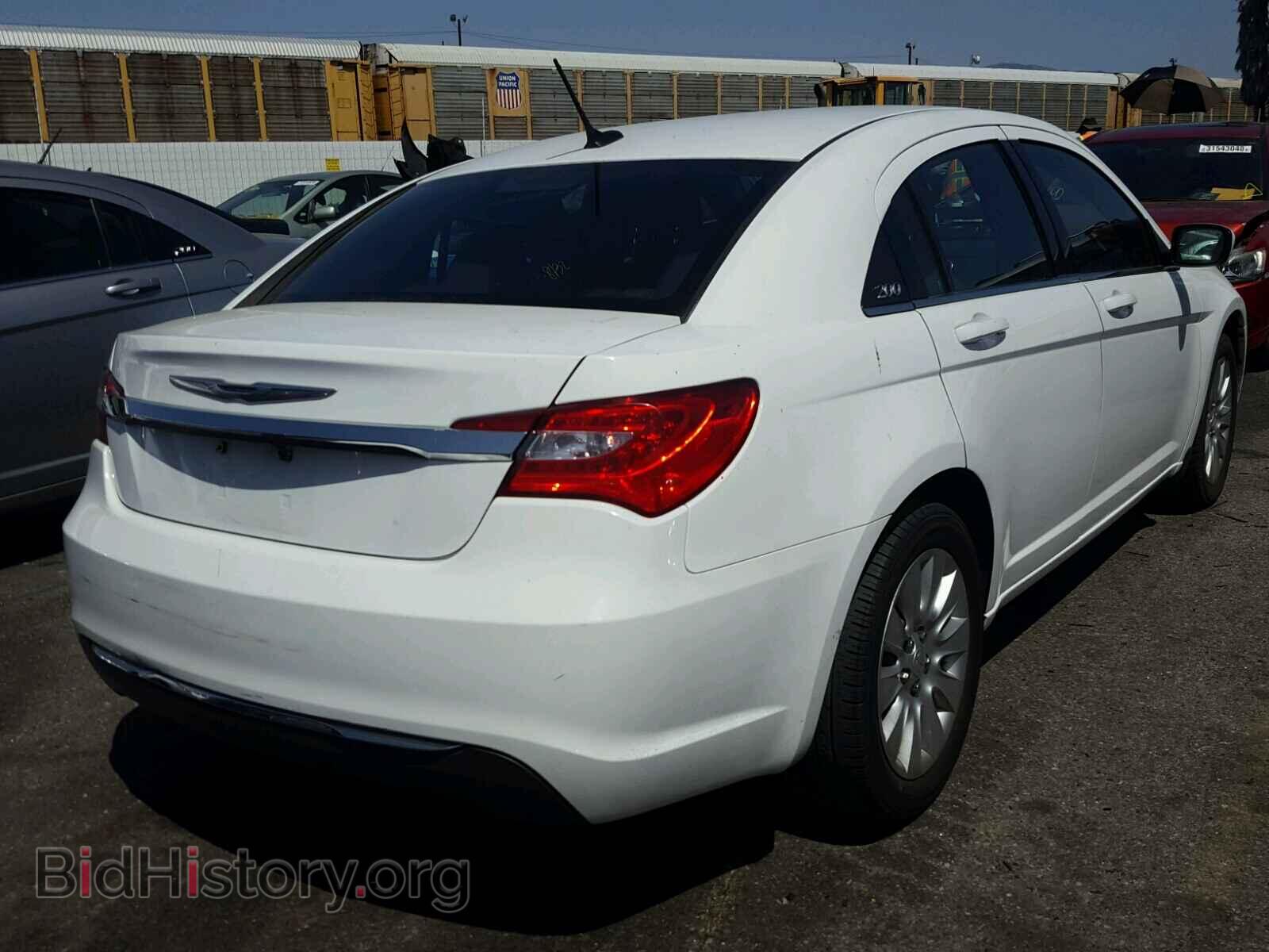 2012 CHRYSLER 200 - VIN: 1C3CCBAB4CN223931 - Фото 4