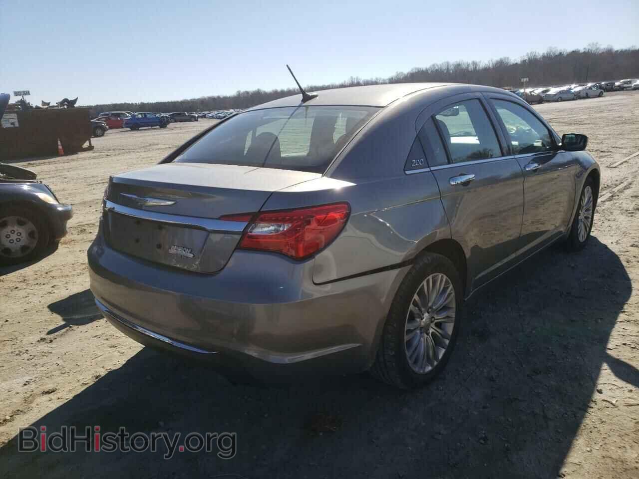 2012 CHRYSLER 200 - VIN: 1C3CCBCB3CN257470 - Фото 4