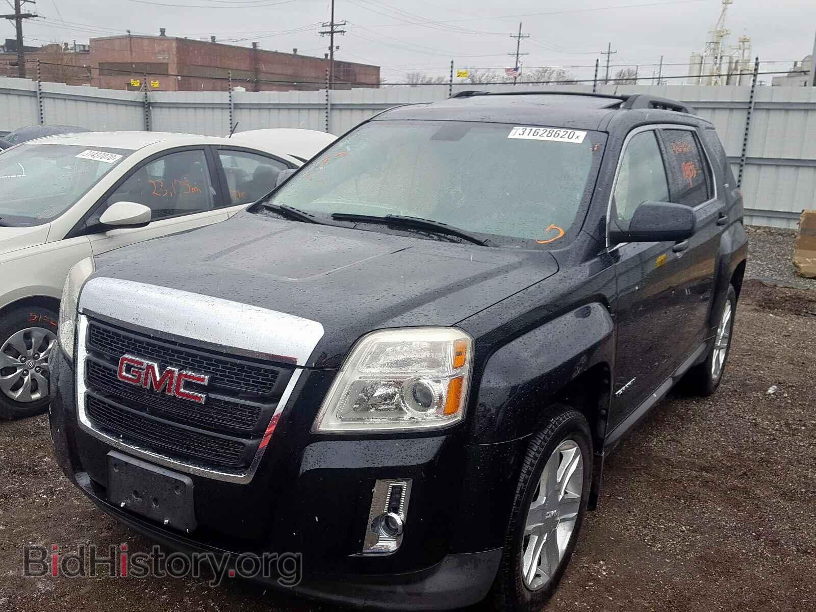 2010 GMC TERRAIN - VIN: 2CTFLGEY1A6244875 - Photo 2