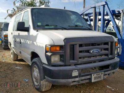 2010 Ford ECONOLINE, белый — VIN 1FTNE2EL0ADA60280, Copart