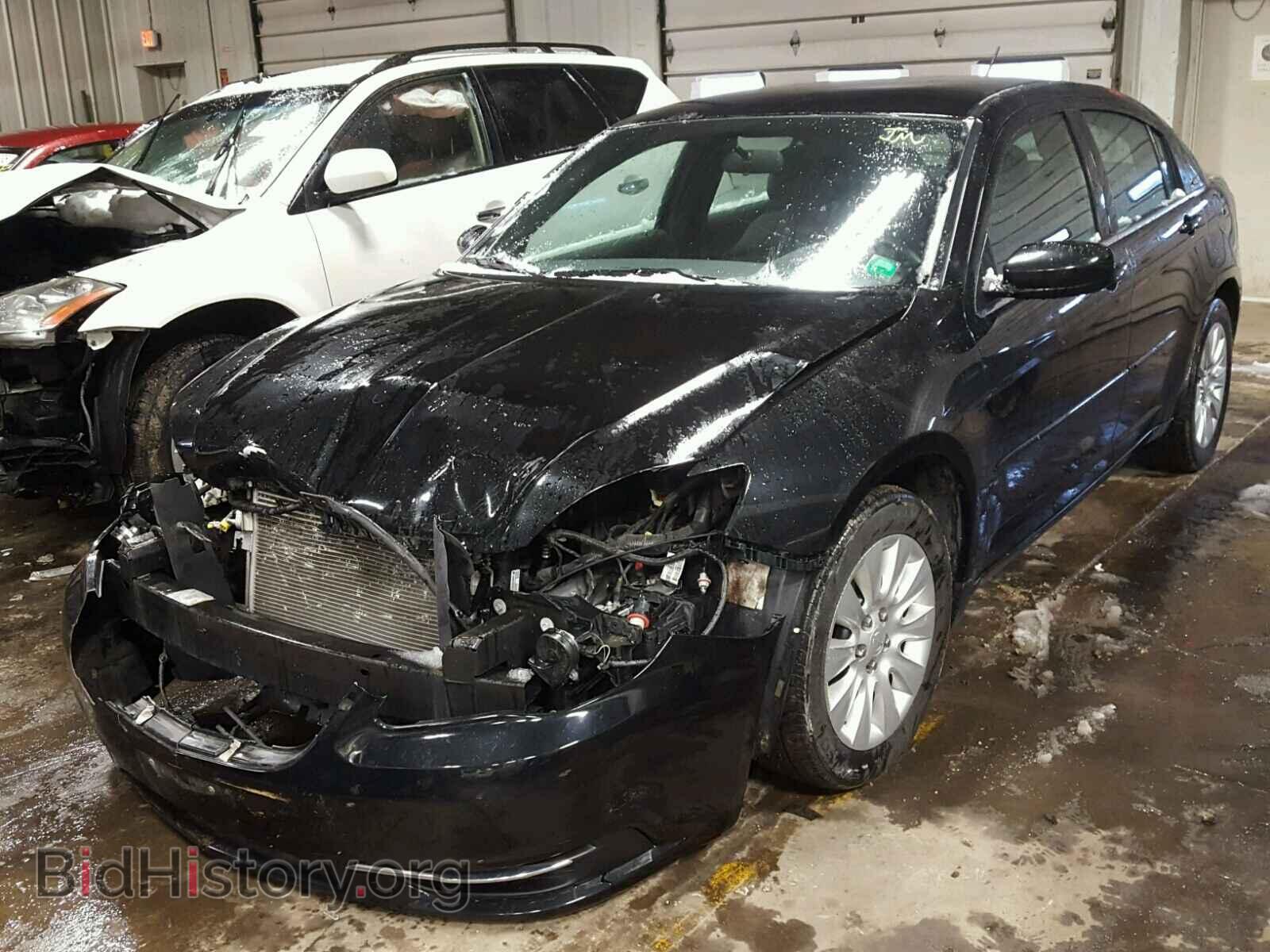 2012 CHRYSLER 200 - VIN: 1C3CCBAG4CN248176 - Фото 2